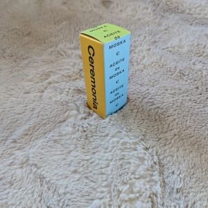 Ceremonia Hair Oil in Yellow and Blue Box